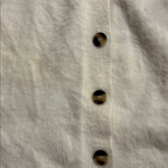 H&M Cream Button-Up Women’s Cardigan - Picture 2 of 7
